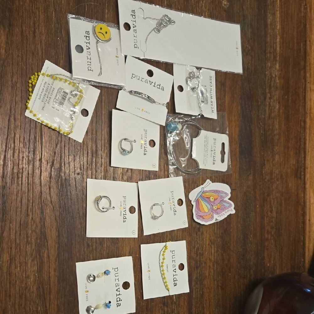 Pura Vida Silver and Yellow Accessories Set